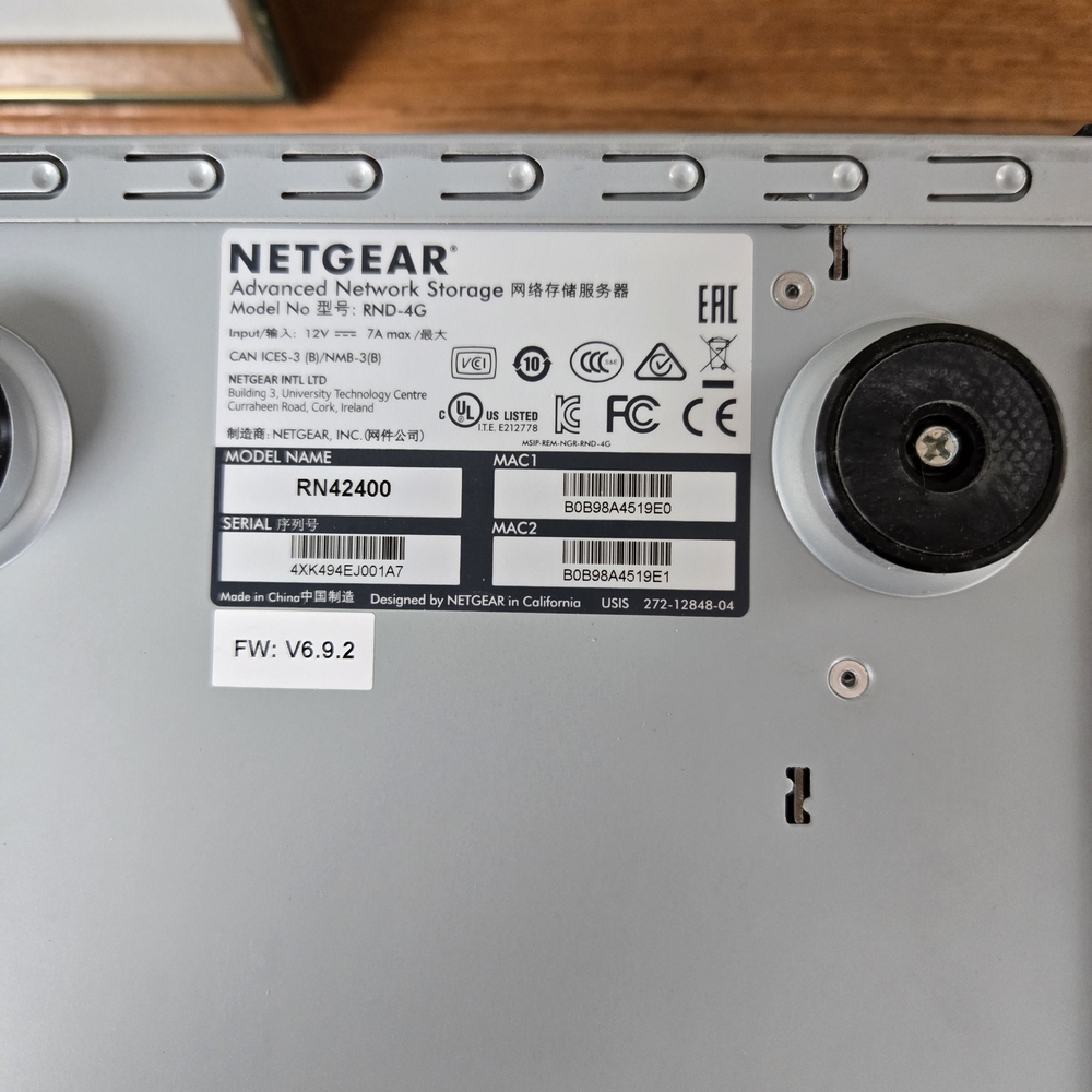 Netgear ReadyNAS 424 High-Performance Storage - Picture 7 of 7